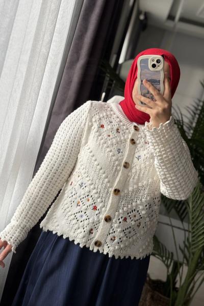 Çiçek Nakışlı Hırka Ekru